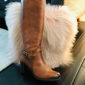 Pikolinos calf height brown boots